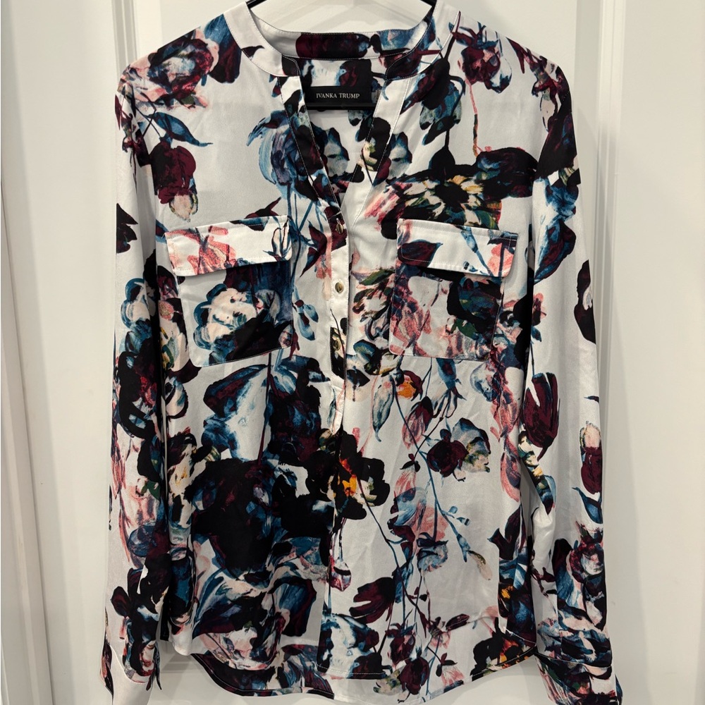 Ivanka Trump White and Black Long Sleeve Buttoned Blouse